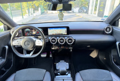 Mercedes Classe A 180  AMG Line 136 ch 7G-DCT / Toit ouvrant / Carplay / Lumiere / Pack Sport Black