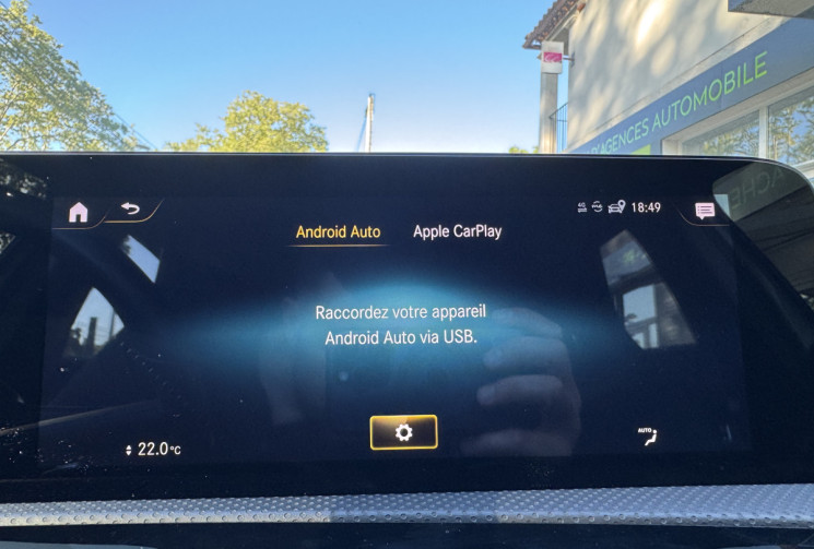 Mercedes Classe A 180  AMG Line 136 ch 7G-DCT / Toit ouvrant / Carplay / Lumiere / Pack Sport Black