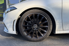 Mercedes Classe A 180  AMG Line 136 ch 7G-DCT / Toit ouvrant / Carplay / Lumiere / Pack Sport Black