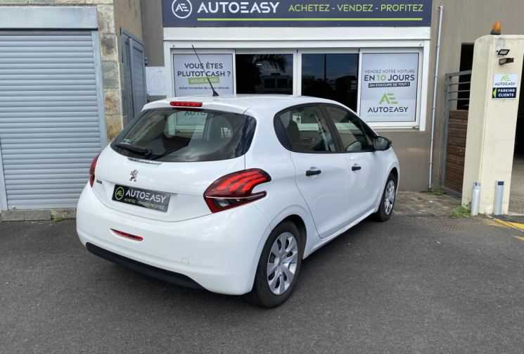 Peugeot 208 1.6 Blue HDi 75 cv 2 Places