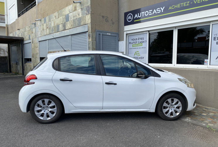 Peugeot 208 1.6 Blue HDi 75 cv 2 Places