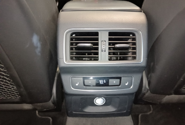 Audi SQ5 QUATTRO V6 TURBO 354CV ENTRETIEN REGULIER GARANTIE 6 MOIS