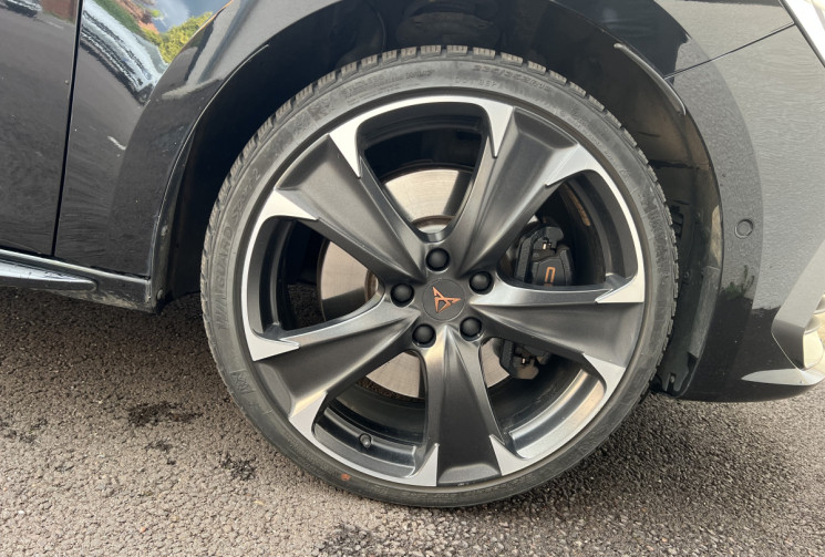CUPRA Leon 1.4 TSI 245 e-Hybrid DSG 6 Boîte auto