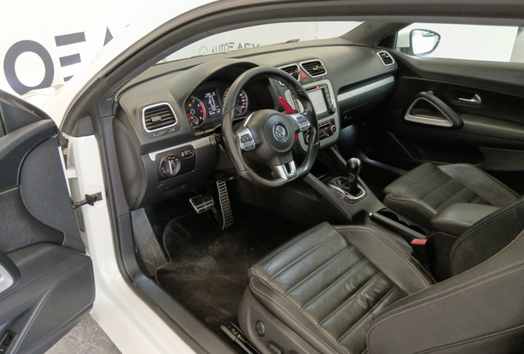 Volkswagen Scirocco 3 1.4 Tsi 160CV DSG7 CARAT ETAT EXCELLENT / MOTEUR BOITE NEUF / GARANTIE 6 MOIS
