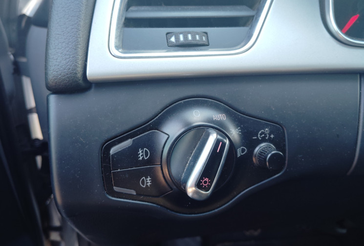 Audi A5 Cabriolet 2.0 TDI 170ch DPF Ambiente