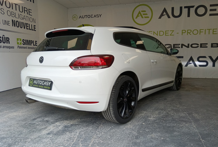 Volkswagen Scirocco 3 1.4 Tsi 160CV DSG7 CARAT ETAT EXCELLENT / MOTEUR BOITE NEUF / GARANTIE 6 MOIS