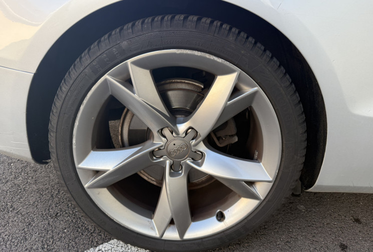 Audi A5 COUPE 3.0 TDI 240 CH V6 QUATTRO BVM6