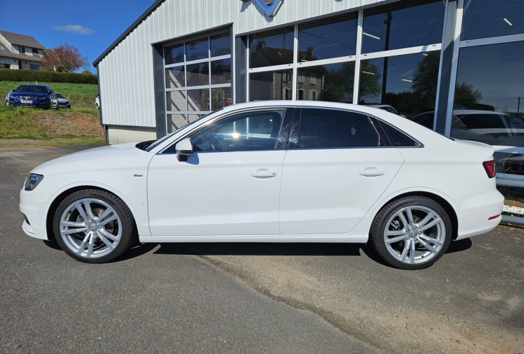 Audi A3 III LIMOUSE 1.6 TDI 110 S-LINE INTER EXTER FR