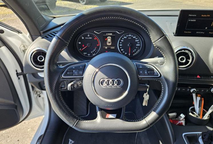 Audi A3 III LIMOUSE 1.6 TDI 110 S-LINE INTER EXTER FR