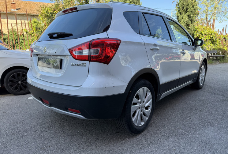 Suzuki SX4 S-Cross 2 Privilège 1.0 Boosterjet 111 cv / Faible kilométrage / 1er Main 