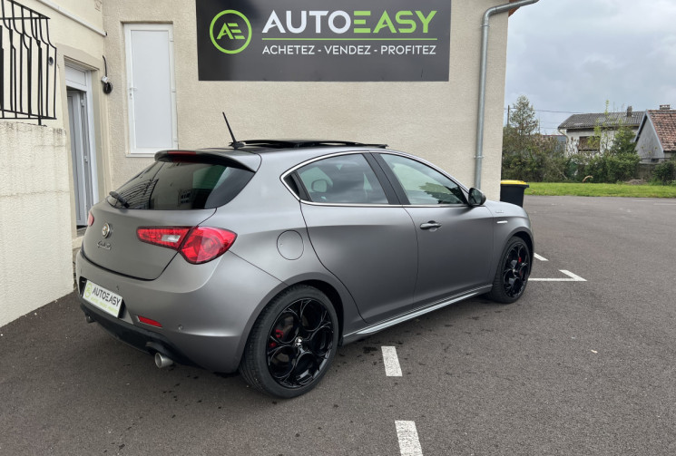 Alfa Romeo GIULIETTA Phase 2 2.0 JTDm 175 cv Boîte auto QVLINE