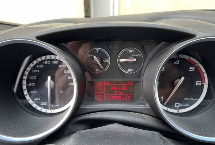 Alfa Romeo GIULIETTA Phase 2 2.0 JTDm 175 cv Boîte auto QVLINE