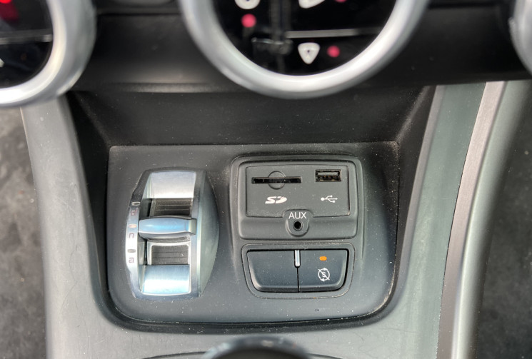Alfa Romeo GIULIETTA Phase 2 2.0 JTDm 175 cv Boîte auto QVLINE
