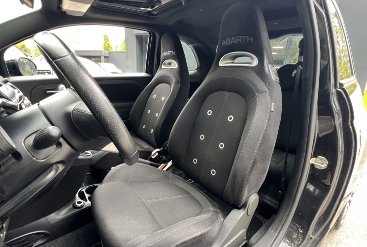 Abarth 500 595 1.4 T-Jet 145 70e Anniversaire / Distribution Neuve / Toit Ouvrant / Carplay 