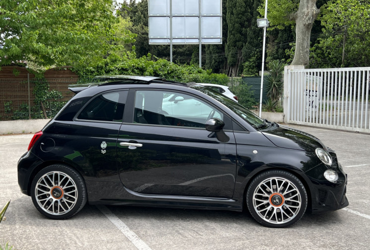 Abarth 500 595 1.4 T-Jet 145 70e Anniversaire / Distribution Neuve / Toit Ouvrant / Carplay 