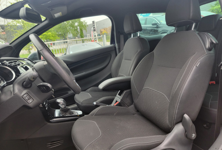 DS DS 3 1.2 PureTech 110 cv So Chic S&S EAT6