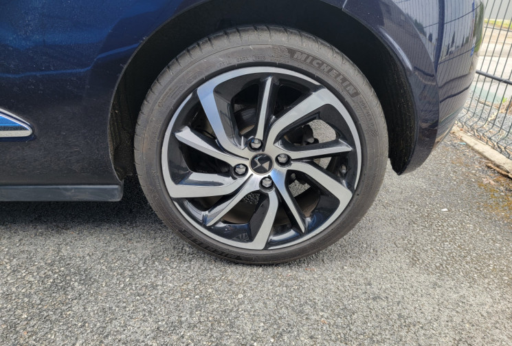 DS DS 3 1.2 PureTech 110 cv So Chic S&S EAT6