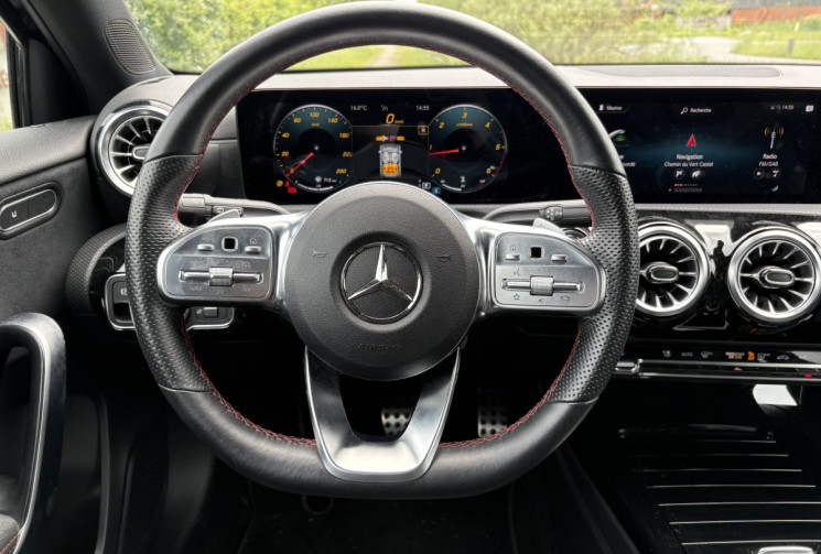 Mercedes Classe A AMG Line 180d 116cv * TVA Récupérable * Caméra * Sièges chauffants * Led Ambiance