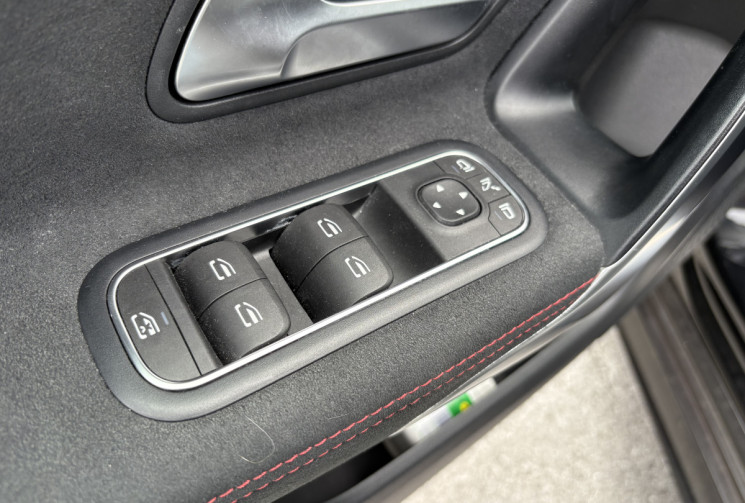 Mercedes Classe A AMG Line 180d 116cv * TVA Récupérable * Caméra * Sièges chauffants * Led Ambiance