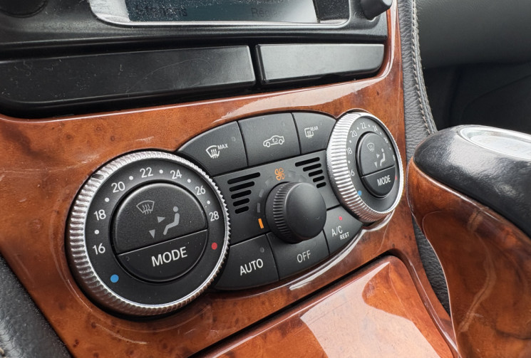Mercedes SL 500 V8 306 cv BVA * Radar * Sièges Elec chaffants à mémoire * Cabriolet