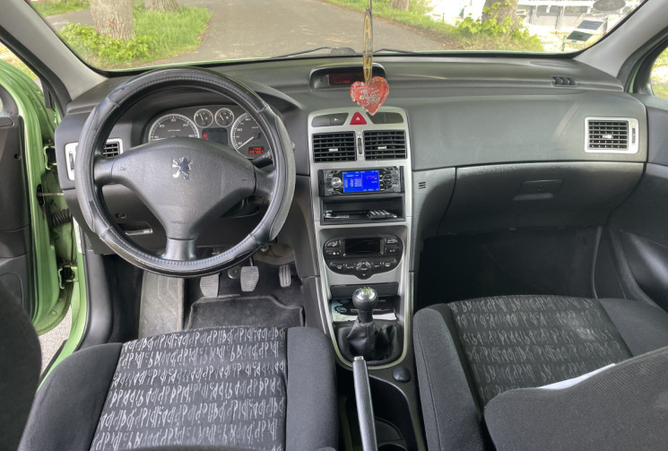 Peugeot 307 2.0 HDI 90 IDEAL JEUNE PERMIS / RIEN A PREVOIR 