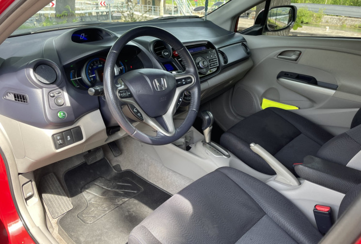 Honda INSIGHT 1.3 i-VTEC Hatchback CVT Executive 88