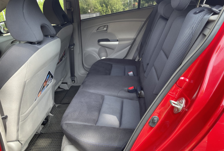 Honda INSIGHT 1.3 i-VTEC Hatchback CVT Executive 88