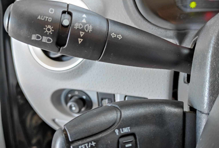 Citroën C3 1.4i 75 CH EXCLUSIVE CLIM AUTO REGULATEUR 