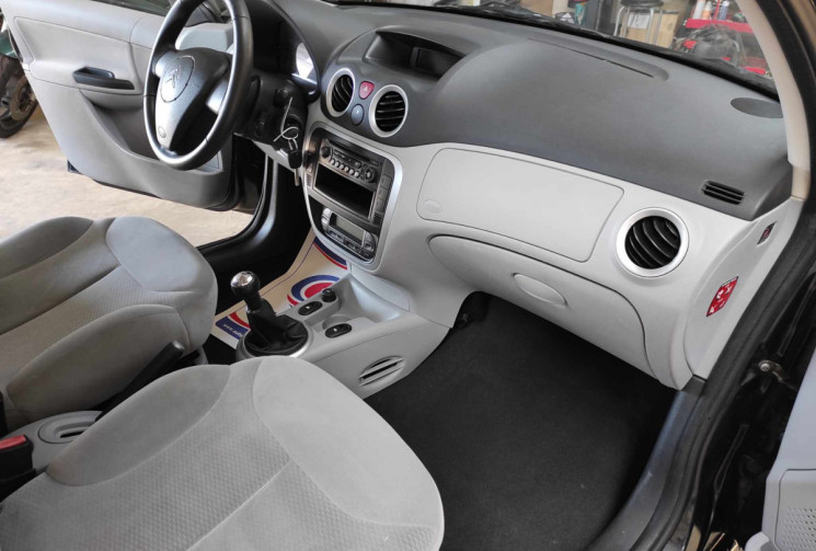 Citroën C3 1.4i 75 CH EXCLUSIVE CLIM AUTO REGULATEUR 