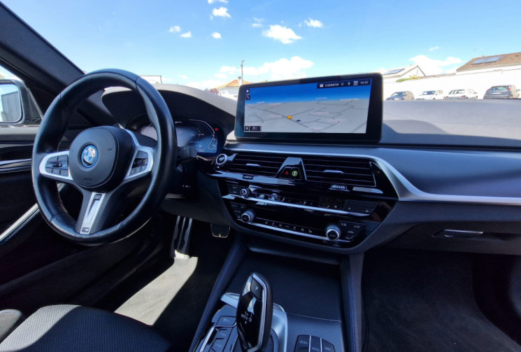 BMW Série 5 545e X-Drive 3.0 394 M-SPORT PLUG IN HYBRID BVA8 GARANTIE 12 MOIS