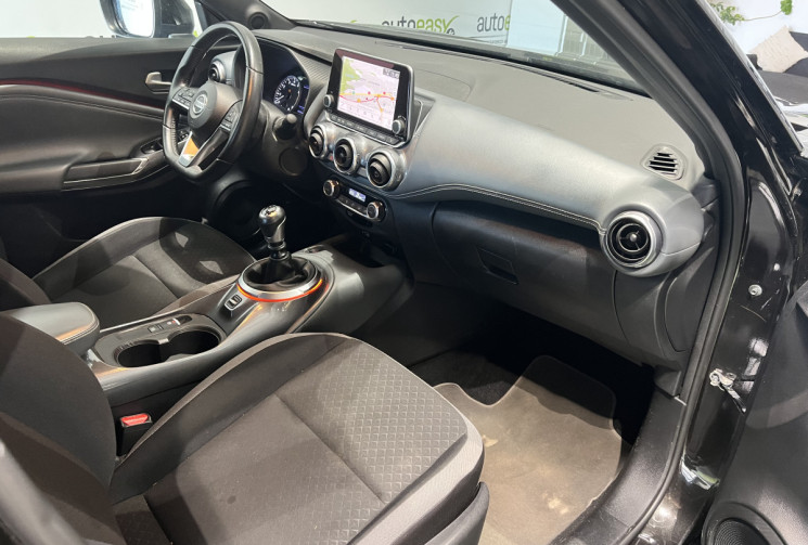 Nissan Juke 1.0 DIG-T 117 ch N-Connecta