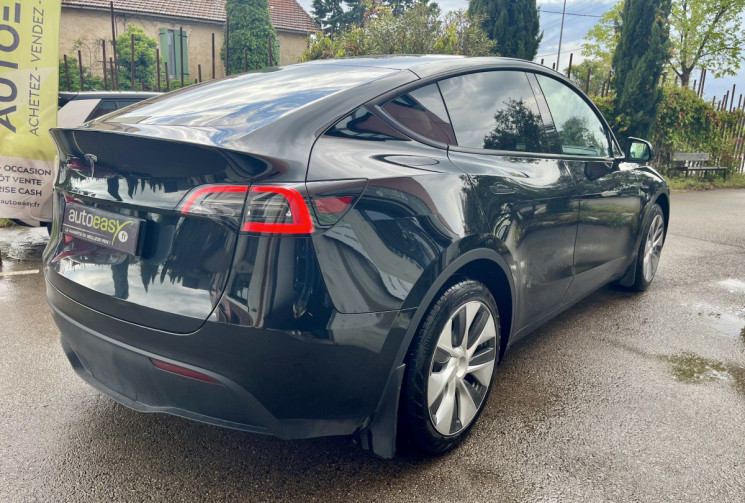 Tesla Model Y Standard RWD 275CH / 1ère main