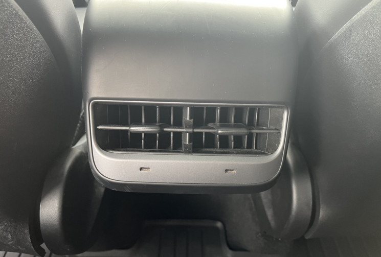 Tesla Model Y Standard RWD 275CH / 1ère main