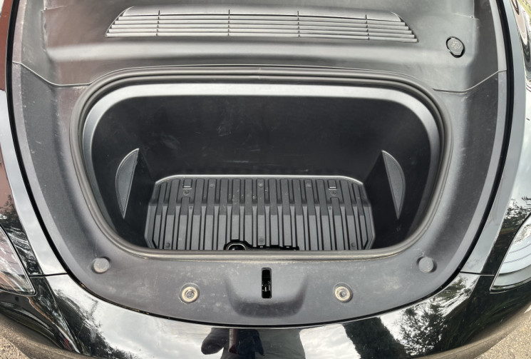 Tesla Model Y Standard RWD 275CH / 1ère main
