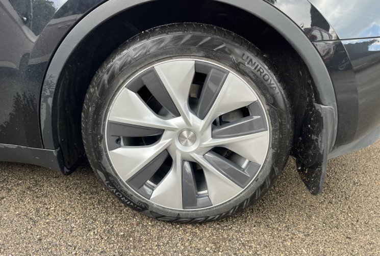 Tesla Model Y Standard RWD 275CH / 1ère main
