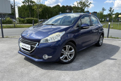Peugeot 208 1.6 VTI 120 cv Allure * Chaine de Distribution * Bluetooth *  Radar * Clim Auto Bi-zone