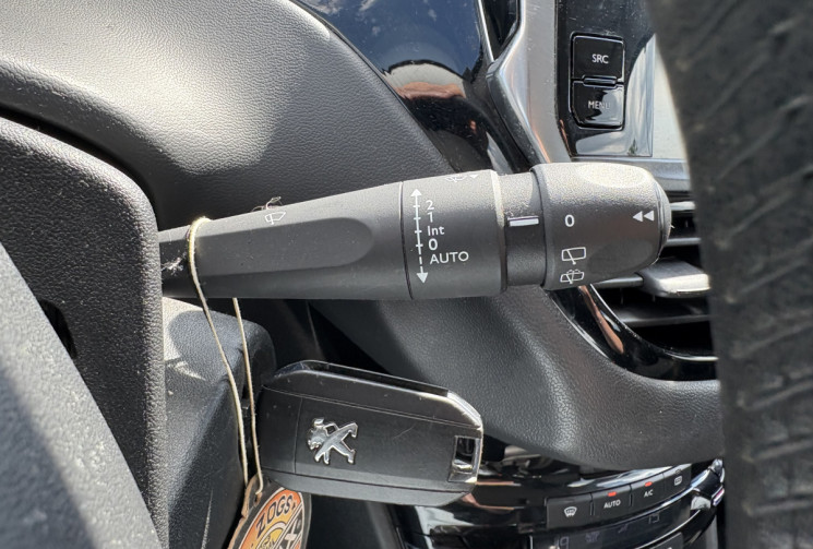 Peugeot 208 1.6 VTI 120 cv Allure * Chaine de Distribution * Bluetooth *  Radar * Clim Auto Bi-zone