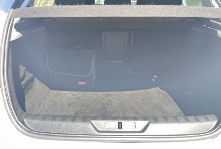 Peugeot 308 ph2 2019 1.5 HDI 130CV Active / Super état / 