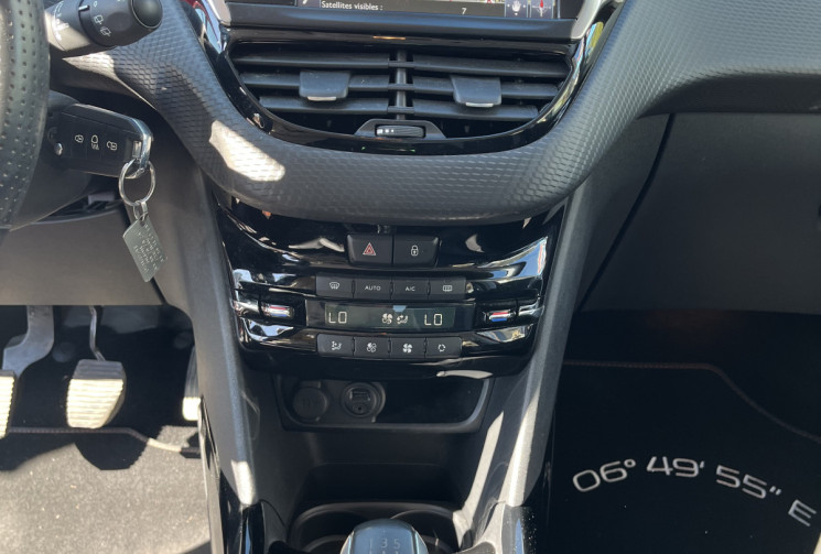 Peugeot 2008 5HB 1.2 THP Puretech 12V S&S 110 cv