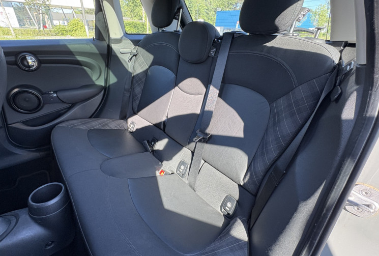 Mini Cooper 1.5 102 cv BLACKFRIARS * Toit Ouvrant * 5 portes * Ecran * Led Ambiance * Bluetooth 
