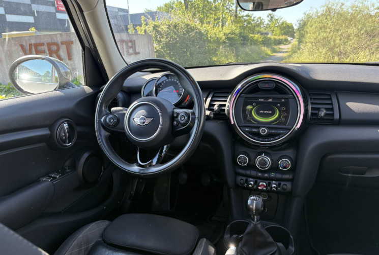 Mini Cooper 1.5 102 cv BLACKFRIARS * Toit Ouvrant * 5 portes * Ecran * Led Ambiance * Bluetooth 