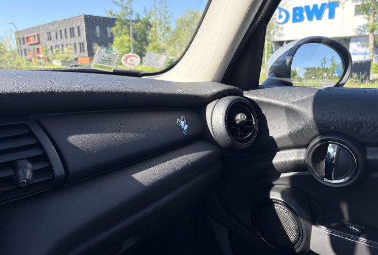 Mini Cooper 1.5 102 cv BLACKFRIARS * Toit Ouvrant * 5 portes * Ecran * Led Ambiance * Bluetooth 