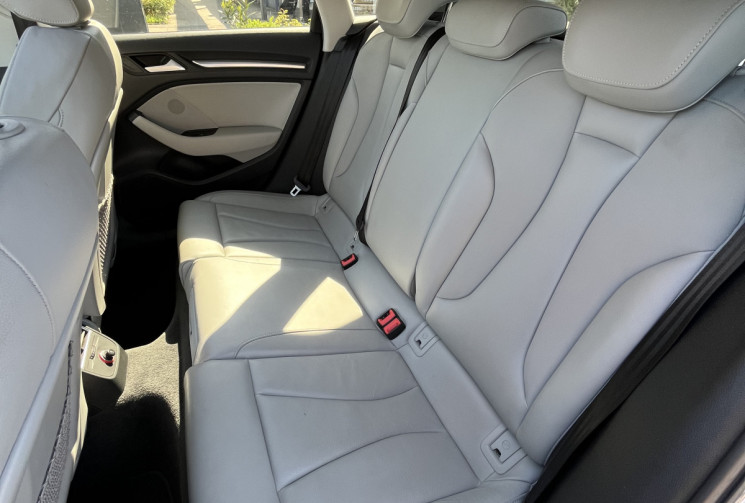 Audi A3 SPORTBACK Série 3 Sportback 2.0 TDi 16V S-Tronic6 S&S 150 cv Boîte auto