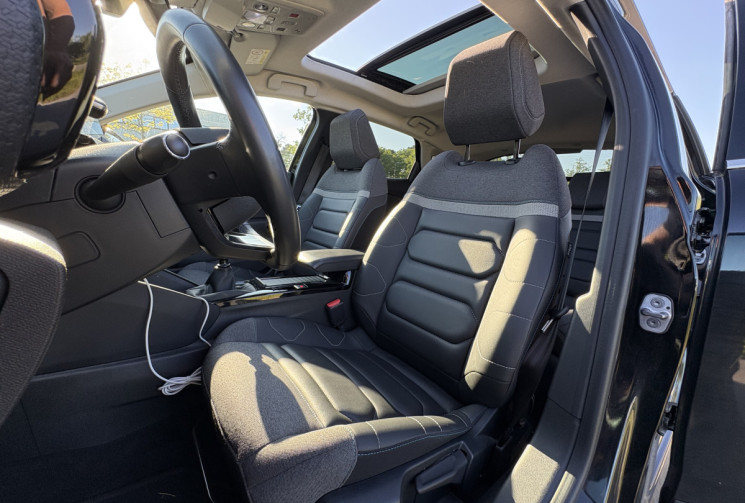 Citroën C4 SHINE 110 cv BlueHDI * Toit Ouvrant * Caméra 360 * Régulateur Adaptatif * HUD