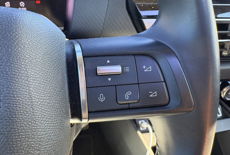 Citroën C4 SHINE 110 cv BlueHDI * Toit Ouvrant * Caméra 360 * Régulateur Adaptatif * HUD