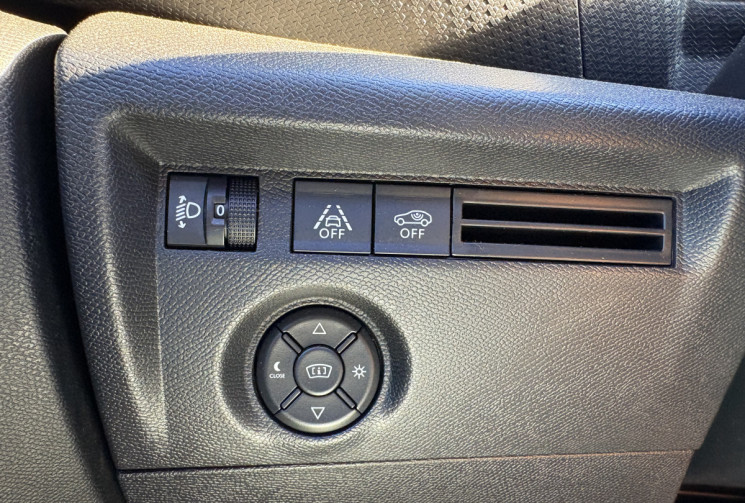 Citroën C4 SHINE 110 cv BlueHDI * Toit Ouvrant * Caméra 360 * Régulateur Adaptatif * HUD