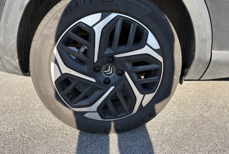 Citroën C4 SHINE 110 cv BlueHDI * Toit Ouvrant * Caméra 360 * Régulateur Adaptatif * HUD