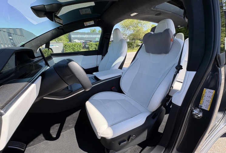 Tesla Model X PLAID  1020ch * jante turbine 22