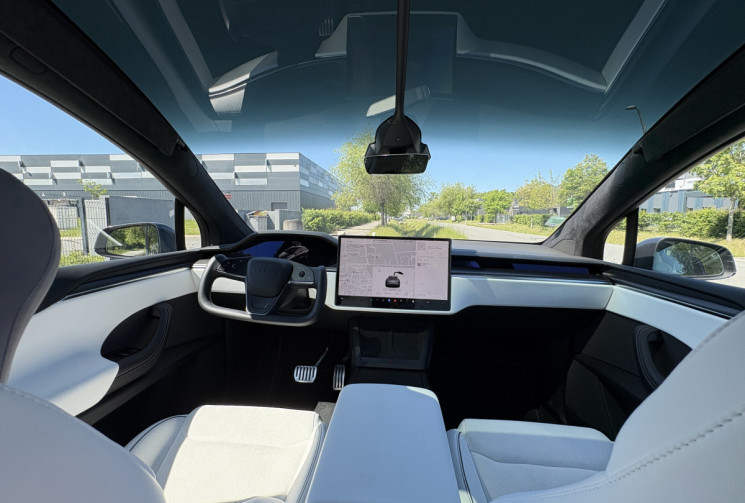 Tesla Model X PLAID  1020ch * jante turbine 22
