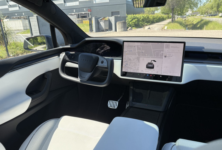 Tesla Model X PLAID  1020ch * jante turbine 22
